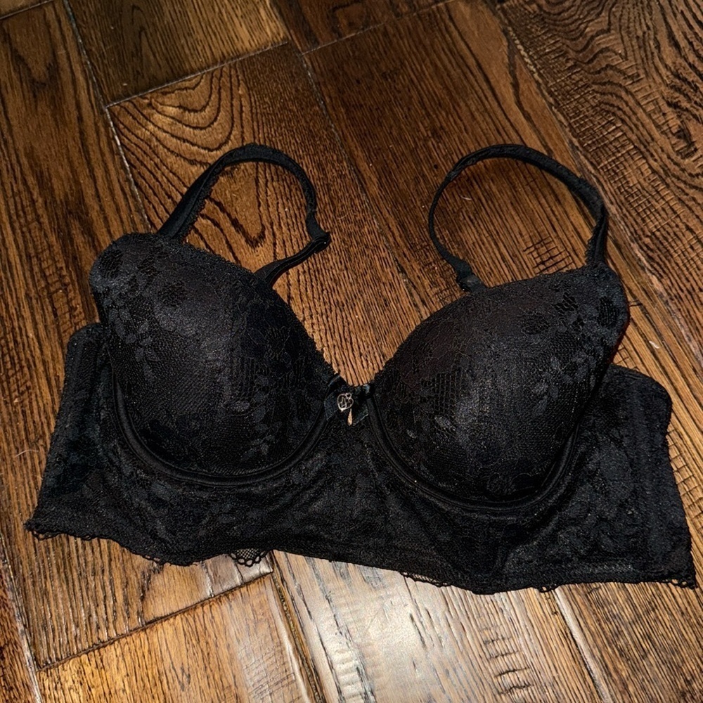 Victoria Secret Body Black Lace Demi Bra